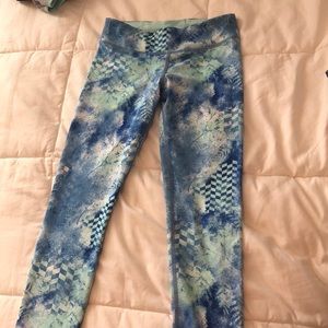 Blue pattern ivivva leggings